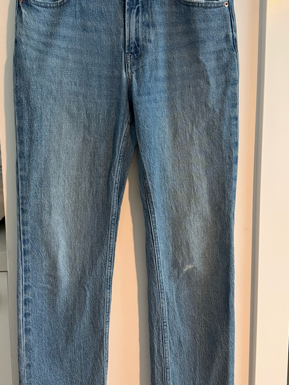 GAP Jeans - Picture 2 of 3